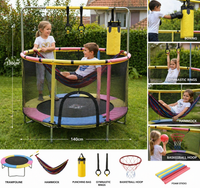Trampoline Enfant (140cm) avec Filet de Protection et Barre de Gymnastique – Ensemble d'Activités 4 en 1 : Sac de Frappe, Anneaux , Hamac , Ballons et Panier de Basket – Trampoline d'Intérieur et Extérieur Haute Sécurité